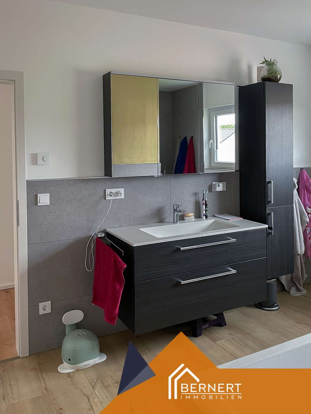 Immobilie in Wachenroth - Modernes Einfamilienhaus mit Doppelgarage – hochwertige Bauweise & zeitgemäßer Wohnkomfort - Bild 14