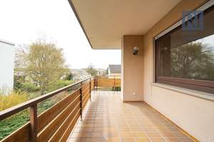 Mehrgenerationenhaus mit idyllischem Garten – Die vollständige Adresse der Immobilie erhältst du vom Anbieter., 97209 Veitshöchheim – Vorschaubild 6