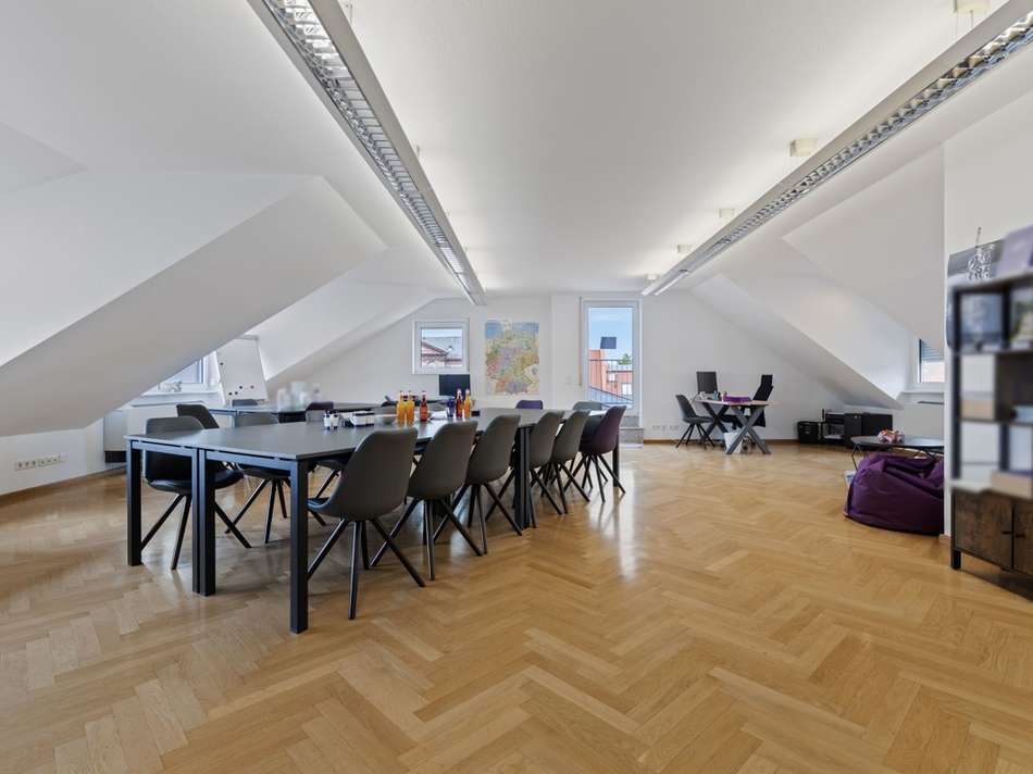 Büroraum Mittelstr. 10