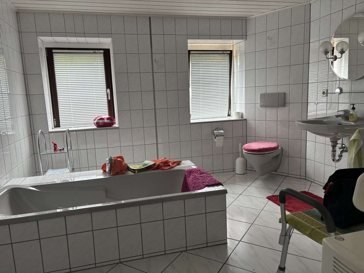 Immobilie in Neusalza-Spremberg - Gepflegtes Wohnhaus mit Garage und Schuppen - Bild 6