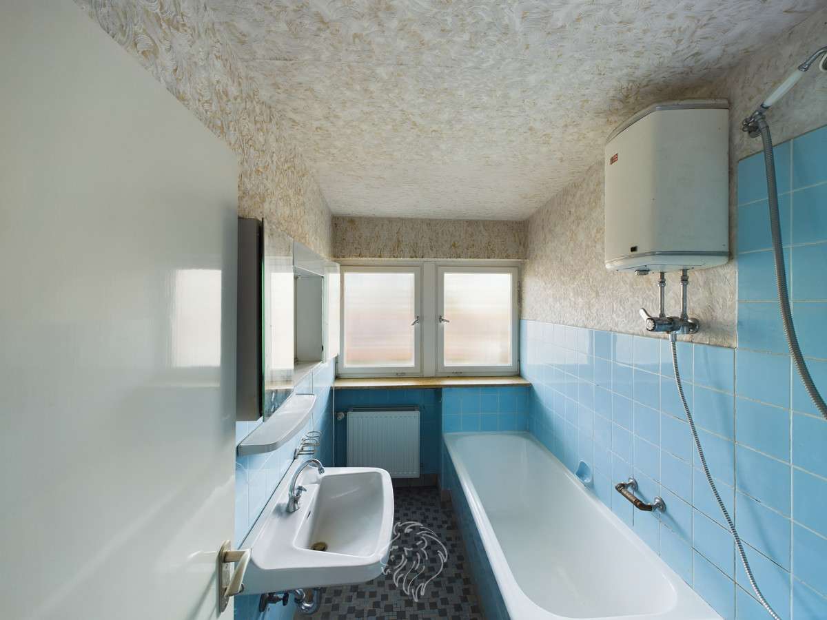 Immobilie in Höchberg - Platz für Ihre Familie und Ihre Ideen – Einfamilienhaus mit großem Garten - Bild 6