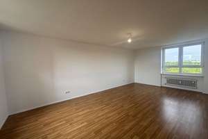 große familienfreundliche 3,5-Zimmer-Wohnung in zentraler Lage von Neuperlach  – Adenauerring 20, 81737 Neuperlach, München – Vorschaubild 4