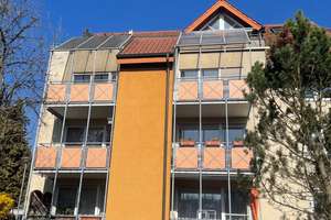 Gepflegte 3-Zimmer-Wohnung mit Balkon und Garage in Pforzheim-Eutingen – Die vollständige Adresse der Immobilie erhältst du vom Anbieter., 75181 Eutingen, Pforzheim – Vorschaubild 1