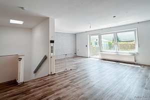 Modernes 6-Zimmer-Einfamilienhaus mit Garten, PV & Wallbox – provisionsfrei – Die vollständige Adresse der Immobilie erhältst du vom Anbieter., 55129 Hechtsheim, Mainz – Vorschaubild 2