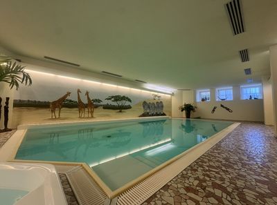 Exklusives Anwesen mit großem Wellnessbereich in ruhiger Lage von Niedernhall