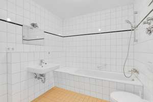 Jetzt investieren: 2-Zimmer-Apartment mit planbarer Mietsteigerung!
Weitere 1 & 2-Zimmer-Wohnungen s – Die vollständige Adresse der Immobilie erhältst du vom Anbieter., 14480 Drewitz, Potsdam – Vorschaubild 6