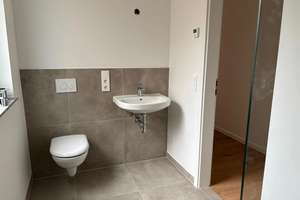 Erstbezug im Neubau - Moderne 4-Zimmer Wohnung in historischem Hof-Ensemble in Euskirchen – Die vollständige Adresse der Immobilie erhältst du vom Anbieter., 53881 Euskirchen – Vorschaubild 11