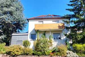 Charmantes Einfamilienhaus in begehrter Wohnlage mit großzügigem Garten + 2 Garagen! – Stuttgart – Vorschaubild 2