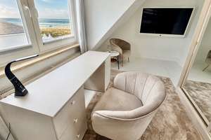 Exklusive Maisonette-Wohnung-hochwertig möbliert- mit Meerblick in erster Reihe *klimatisiert* – Seestraße 14, 18119 Seebad Warnemünde, Rostock – Vorschaubild 17