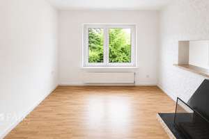 Renovierungsbedürftiges Einfamilienhaus mit viel Platz, Pool, Doppelgarage und Schuppen – Die vollständige Adresse der Immobilie erhältst du vom Anbieter., 12589 Rahnsdorf, Berlin – Vorschaubild 6
