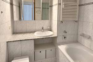 Rodenkirchen-Flussviertel: Attraktive 2-Zimmer Wohnung mit Panorama-Ausblick + Balkon + TGStellplatz – 50996 Rodenkirchen (Ortsteil), Köln – Vorschaubild 8