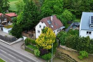 Raum für Visionen: Einfamilienhaus mit Entwicklungspotenzial im Ammertal – Die vollständige Adresse der Immobilie erhältst du vom Anbieter., 72119 Ammerbuch – Vorschaubild 2