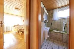 Schönes 2-Familienhaus (ca. 131 m²) freistehend, mit Garten, Garage uvm – Heilbronn (Kreis) – Vorschaubild 8