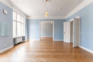 Schlüterstraße. Berlin für Erwachsene.