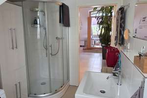 Wunderschöne , helle 4-Zimmer Dachatelierwohnung mit sonniger Südterrasse in München-Laim  – Hartelstraße 6a, 80689 St. Ulrich, München – Vorschaubild 20