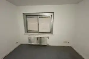 Zimemr 15,69 m² innerhalb einer 3er-WG // EG rechts, Zimmer 1172 – Kleiststr. 8, 38440 Wolfsburg – Vorschaubild 2