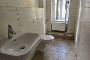 Frisch renovierte, sonnige Wohnung direkt neben Theater zu vermieten. – Demianiplatz 29-30, 2826 Görlitz – Vorschaubild 18