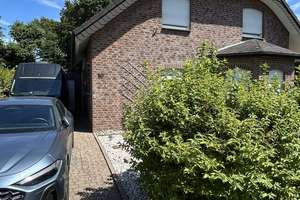 Gepflegtes Einfamilienhaus mit PV-Anlage in ruhiger Lage – Ahlen-Vorhelm, provisionsfrei – Die vollständige Adresse der Immobilie erhältst du vom Anbieter., 59227 Ahlen – Vorschaubild 2
