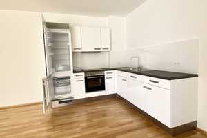 www.noltemeyer-hoefe.de • Top 3 - Zimmer Wohnung • Parkett • Einbauküche • Gäste-WC • Balkon – Noltemeyerhöfe 6, 38114 Braunschweig – Vorschaubild 2