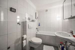 TOP Lage in Düsseldorf-Bilk! Exklusive 3 Zimmer Wohnung (inkl. Garagenstellplatz) – Die vollständige Adresse der Immobilie erhältst du vom Anbieter., 40223 Bilk, Düsseldorf – Vorschaubild 7