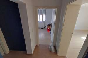 3 Zimmer ohne Balkon an U-Bahn "Gnesener Str.",sehr hell,gepflegt,renoviert,Fenster gut,Toplage ÖPNV – Walckerstrasse 4, 70374 Schmidener Vorstadt, Stuttgart – Vorschaubild 13
