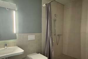Helle 2 Zimmer Wohnung - ALL-INCLUSIVE-MIETE  - Inklusive Strom, Heizung und Internet – Wunstorfer Str. 120, 30453 Limmer, Hannover – Vorschaubild 4
