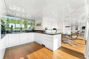 Eleganz trifft Design: Penthouse-Maisonette für höchste Ansprüche – München – Vorschaubild 4