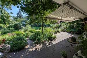 Ein Zuhause am Waldrand – großzügiges Familienhaus mit traumhaftem Garten in Isernhagen-Süd