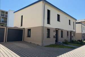 Hochwertige Doppelhaushälfte mit 117 m² Wohnfläche in Gera in bester Lage