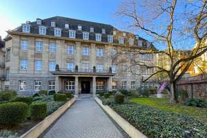 Wiesbaden: Perfekte 2 Zi-Kapitalanlage! Herrschaftliches Wohnen i. d. Kaiser-Friedrich-Residenz!