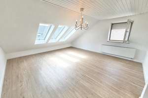 Sonnige 2-Zi. Dachgeschosswhg mit tollem Panoramafenster und EBK in USH/S1 – Haimhauserstraße 00, 85716 Unterschleißheim – Vorschaubild 11