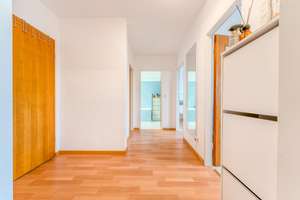 Urban wohnen, entspannt genießen: Lichtdurchflutete 2-Zimmer-Wohnung im 4. OG mit Blick ins Grüne – Die vollständige Adresse der Immobilie erhältst du vom Anbieter., 80997 Moosach-Bahnhof, München – Vorschaubild 8