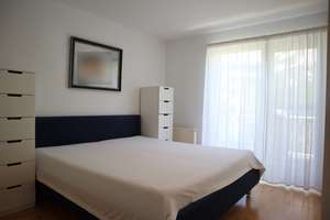 Lichtdurchflutete 3-Zimmer-Wohnung mit Blick auf die Stadt – Die vollständige Adresse der Immobilie erhältst du vom Anbieter., 70192 Killesberg, Stuttgart – Vorschaubild 7