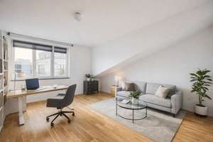 Familienfreundliche Dachgeschosswohnung mit zwei Terrassen in Industriearchitektur – Die vollständige Adresse der Immobilie erhältst du vom Anbieter., 10115 Mitte (Ortsteil), Berlin – Vorschaubild 2