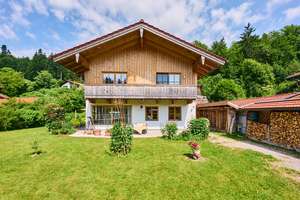 Wunderschönes Einfamilienhaus mit weitläufigem Garten in grüner Lage – ideal für Familien – Die vollständige Adresse der Immobilie erhältst du vom Anbieter., 83714 Miesbach – Vorschaubild 8
