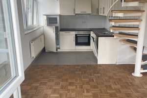 Lichtdurchflutete 3-Zimmer-Maisonette-Wohnung mit Charm 2 Balkone, 2 Bäder mit EBK – Grabaustraße 20, 4179 Leipzig – Vorschaubild 4