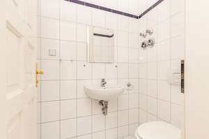 Schlesischer Busch - Helle, großzügige Altbauwohnung mit Balkon zwischen Oberbaumbrücke & Badeschiff – Die vollständige Adresse der Immobilie erhältst du vom Anbieter., 10997 Kreuzberg, Berlin – Vorschaubild 11
