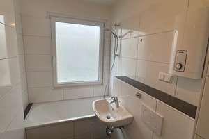 Frisch sanierte 2-Zimmer Wohnung in Meiderich.. – Reinholdstraße 44, 47137 Obermeiderich, Duisburg – Vorschaubild 6