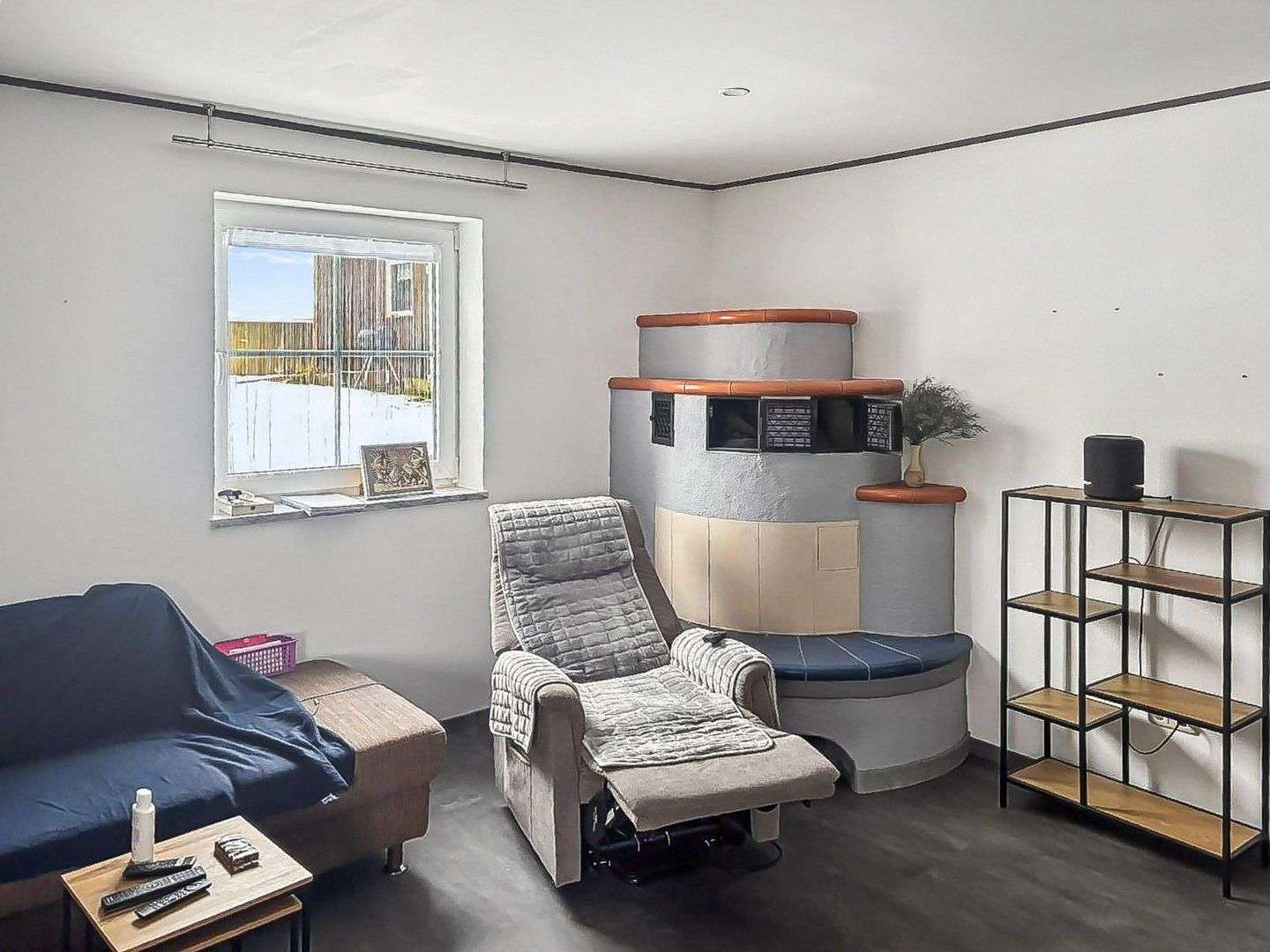 Immobilie in Burghaslach - Großzügiges fast autarkes Einfamilienhaus mit Stellplätzen in Burghaslach nähe Geiselwind - Bild 9