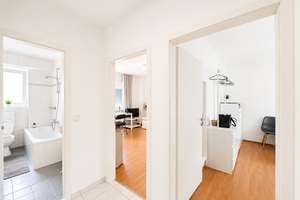 WG-geeignete 2-Zimmer-Wohnung mit Balkon |Möbliert & All-Inclusive-Miete
