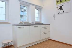 Wunderschöne, modern möblierte Wohnung in Stuttgart Mitte – Die vollständige Adresse der Immobilie erhältst du vom Anbieter., 70184 Dobel, Stuttgart – Vorschaubild 8