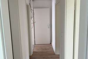 Sofort verfügbar! 2-Zimmer-Wohnung als Erstbezug nach Renovierung ! – Höhbergstr 14, 70327 Wangen, Stuttgart – Vorschaubild 3