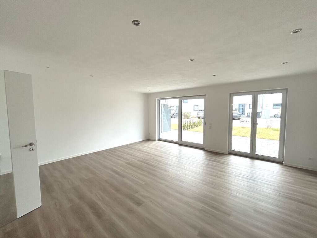 Immobilie in Fellheim - *** 3-Zimmer-Wohnung mit Gartenanteil - Neubauwohnanlage mit 9 Einheiten in Fellheim *** - Bild 3