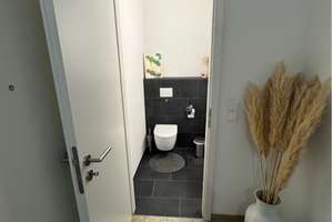 Gehobene 3-Zimmer-Wohnung mit Loggia, Küche und Tiefgarage in Hannover-Ahlem – Die vollständige Adresse der Immobilie erhältst du vom Anbieter., 30453 Ahlem, Hannover – Vorschaubild 8