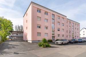 Familientaugliche 4 Zimmerwohnung in ruhiger Lage von Stein – Die vollständige Adresse der Immobilie erhältst du vom Anbieter., 90547 Stein – Vorschaubild 3