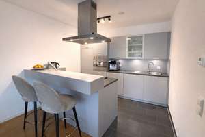 Möbliert: Moderne 4-Zimmer-Wohung in den Welfenhöfen (befristet auf zwei Jahre) – Welfenstraße 68, 81541 Obere Au, München – Vorschaubild 4