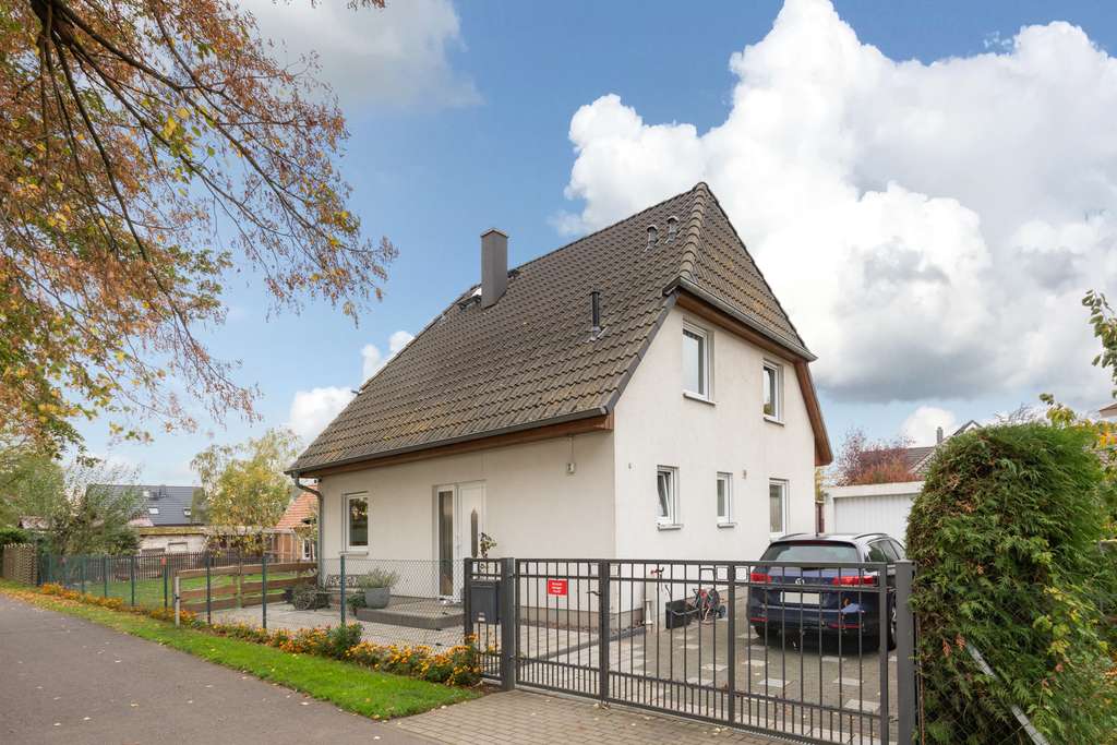 Einfamilienhaus in ländlicher Ruhe vor den Toren Berlins