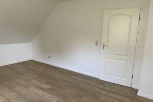 Schöne Doppelhaushälfte mit neuer Einbauküche, Terrasse und Blick ins Grüne – Die vollständige Adresse der Immobilie erhältst du vom Anbieter., 23568 Sankt Gertrud, Lübeck – Vorschaubild 9