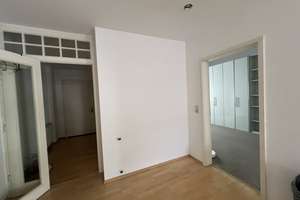 Lage, Lage, Lage  / großzügige 2 Zimmer Wohnung mit Aufzug und Balkon – Die vollständige Adresse der Immobilie erhältst du vom Anbieter., 65183 Mitte, Wiesbaden – Vorschaubild 18