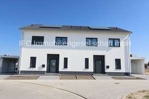 moderne, ökologische und energieeffiziente  Doppelhaushälfte in Dessau-Kochstedt – Die vollständige Adresse der Immobilie erhältst du vom Anbieter., 6847 Kochstedt, Dessau-Roßlau – Vorschaubild 1